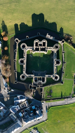 Beaumaris Castle - click to enlarge Beaumaris Castle